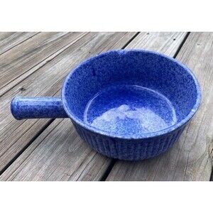 Coche Stoneware 8" Casserole Dish Blue Speckled Sponge with Spout and Handle